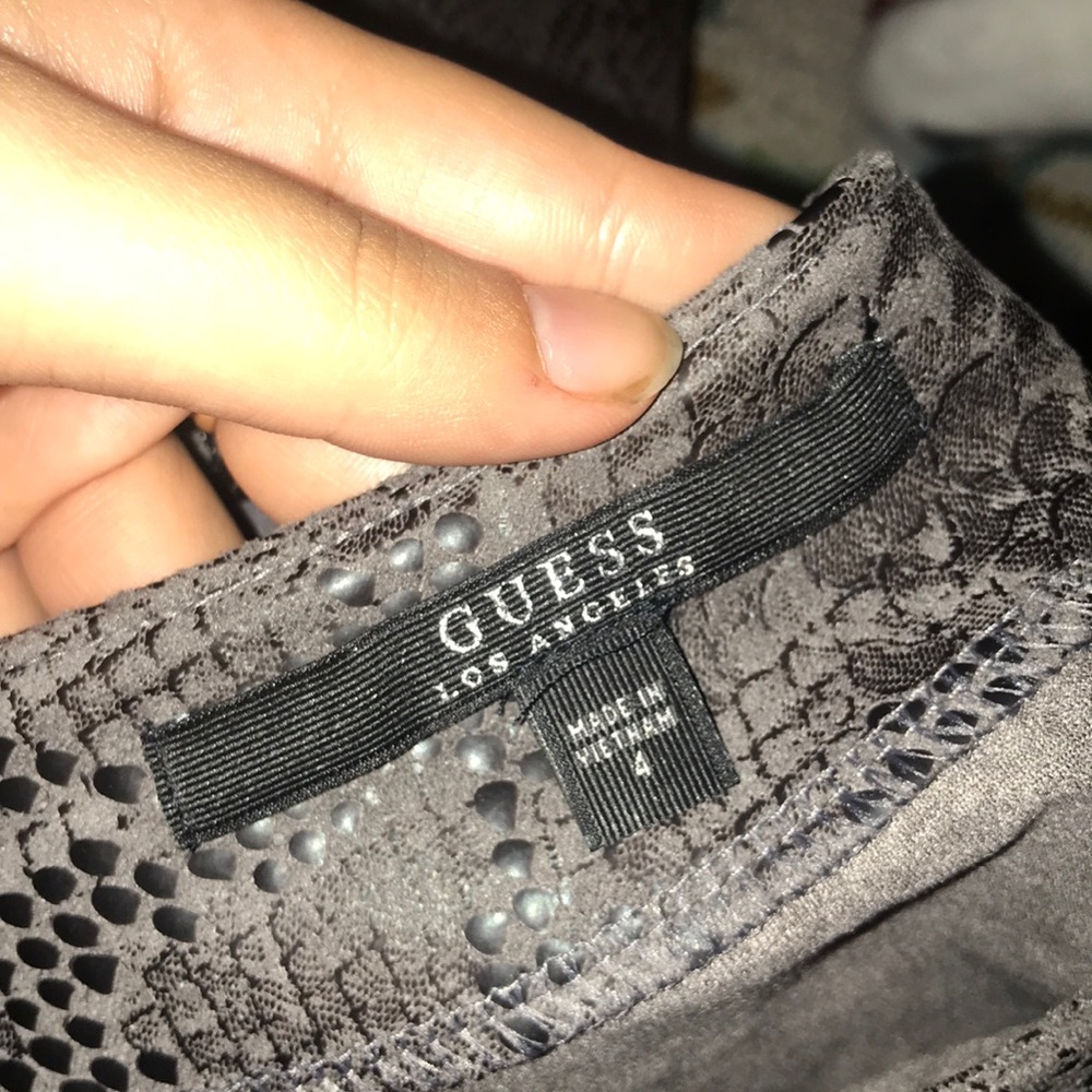 NWT Guess Snakeskin Circle Skirt - Picture 2 of 3